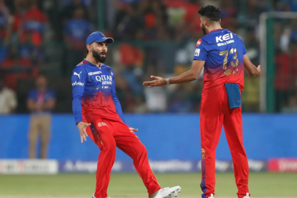 RCB Retained Players List for IPL 2025 ANNOUNCED: Royal Challengers Bengaluru Retain Virat Kohli and Two Talented Indians