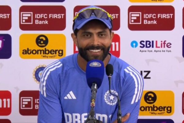 3 wickets in 8 balls: Ravindra Jadeja’s hilarious reaction to India’s collapse in the final session in Mumbai [VIDEO]