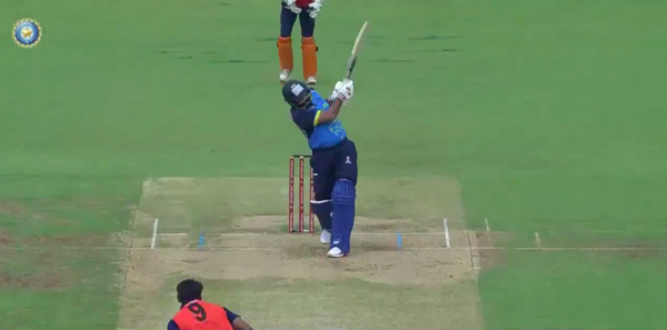 Mohammed Shami Turns Batter, Smashes 32* (17) in SMAT With Trip to Australia Imminent