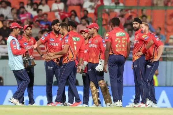 Punjab Kings Batting Sensation Warms Up for IPL 2025 With a Cracking 125, Helps His Team Post 400-Plus Total in Vijay Hazare Trophy