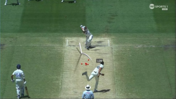 Same Mistake Again! Virat Kohli Gets Out Chasing the Ball Outside Off-Stump To Leave India in Deep Trouble