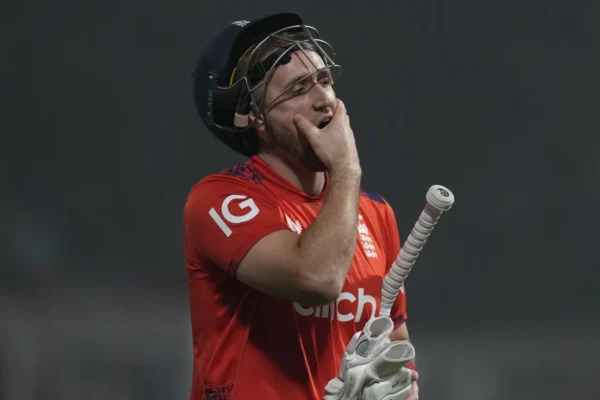 Did The Smog At Eden Gardens Make Varun Chakravarthy Unplayable? England Star Lays The Blame On Atmosphere After First T20I Loss