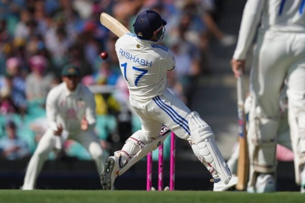 Rishabh Pant Reaches Major Milestone During His Fighting Knock in Sydney Test Against Australia