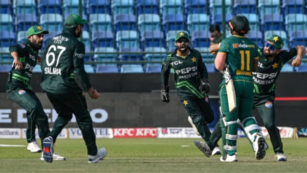 [WATCH] Saud Shakeel and Kamran Ghulam celebrate aggressively; Give An Instigating Send-Off to Temba Bavuma