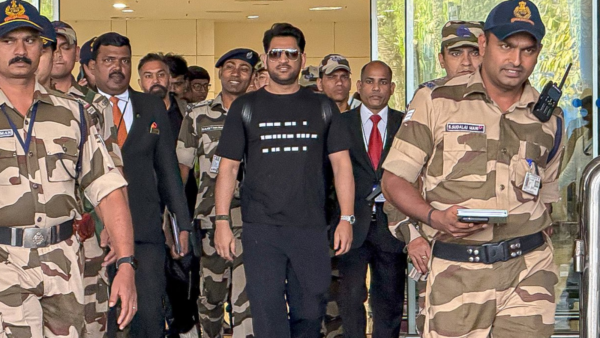 ‘One Last Time’ – MS Dhoni Stirs Speculation About His CSK Retirement After Wearing T-Shirt in Morse Code Ahead of IPL 2025