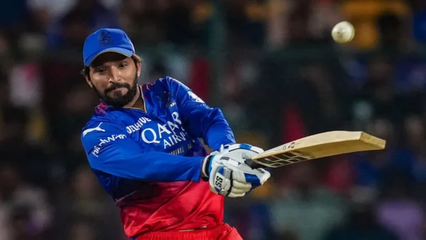 KKR Coach Issues MASSIVE WARNING to New RCB Captain Rajat Patidar Ahead of IPL 2025 Opener