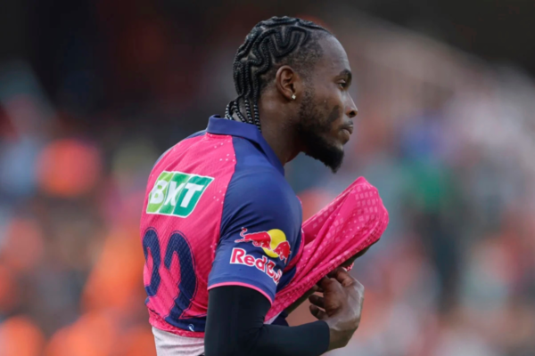 ‘Kaali Taxi Driver’ – Former India Player Slammed for Racist Remark on Air About Jofra Archer During SRH vs RR IPL 2025 Match