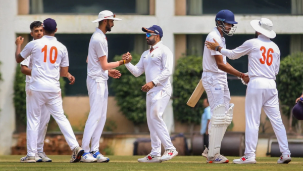 Shashi Tharoor Bats For THIS Player to be Picked in India Test Squad for England Tour