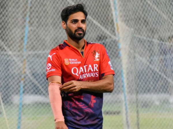 Will Bhuvneshwar Kumar Play the CSK vs RCB Game in IPL 2025? Franchise Shares Hint on Social Media