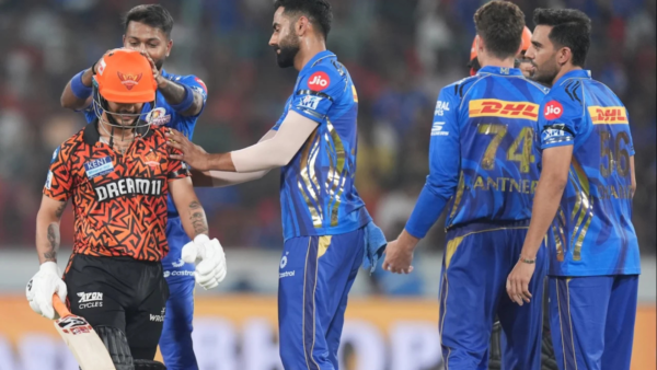 ‘Still Playing for Mumbai Indians’: Netizens Troll SRH’s Ishan Kishan After Walking Back Despite Being Not Out in IPL 2025 Clash