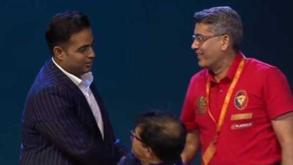 The Mumbai Indians Gold Mine: Akash Ambani’s Joy at IPL 2025 Auction Justified As Utility Player Fits in MI Playing XI Perfectly