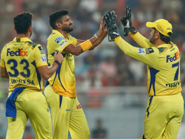 ‘If the Brain is Still Ticking’: Former IPL-winning Skipper Criticises MS Dhoni’s Captaincy During RCB vs CSK in IPL 2025