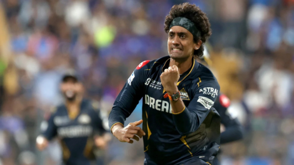 R Sai Kishore Taken Off the Field After Injuring Himself While Fielding During MI vs GT IPL 2025 Match