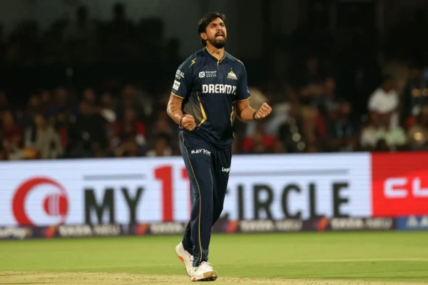 Ishant Sharma Injures Himself While Bowling Final Over In Gujarat Titans’ Win Over SRH