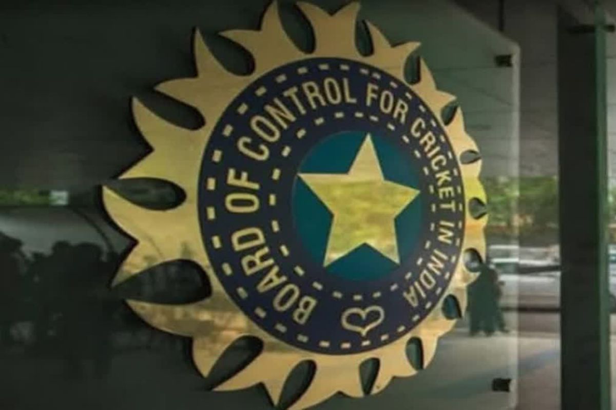 BCCI has faced a significant blow after the Bombay High Court has given decision in favour of the Indian Premier League (IPL) franchise Kochi Tuskers Kerala.