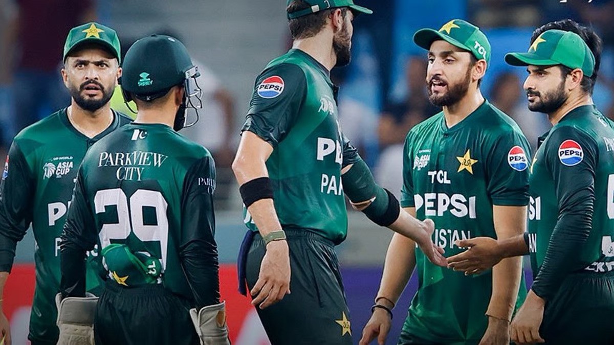 Big Injury Blow! Pakistan Star Mohammad Haris Hit in Lower Abdomen Ahead of IND vs PAK Asia Cup 2025 Final