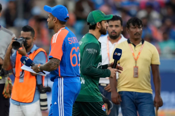 Match Referee Asked Salman Ali Agha Not to Shake Hands With Suryakumar Yadav After IND vs PAK Asia Cup 2025 Clash