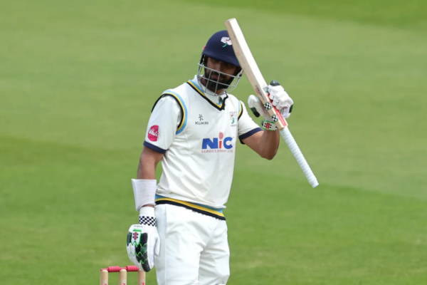 After Yorkshire, Pakistan Skipper Shan Masood Repeats History With Leicestershire to End 22-Year Wait for County Side