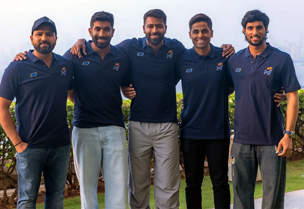 Mumbai Indians retained players 2026 full list with Hardik Pandya Suryakumar Yadav Rohit Sharma Jasprit Bumrah