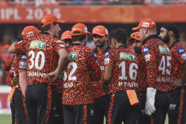 SRH Duo Offered $10 Million To Quit International Cricket for T20 Leagues