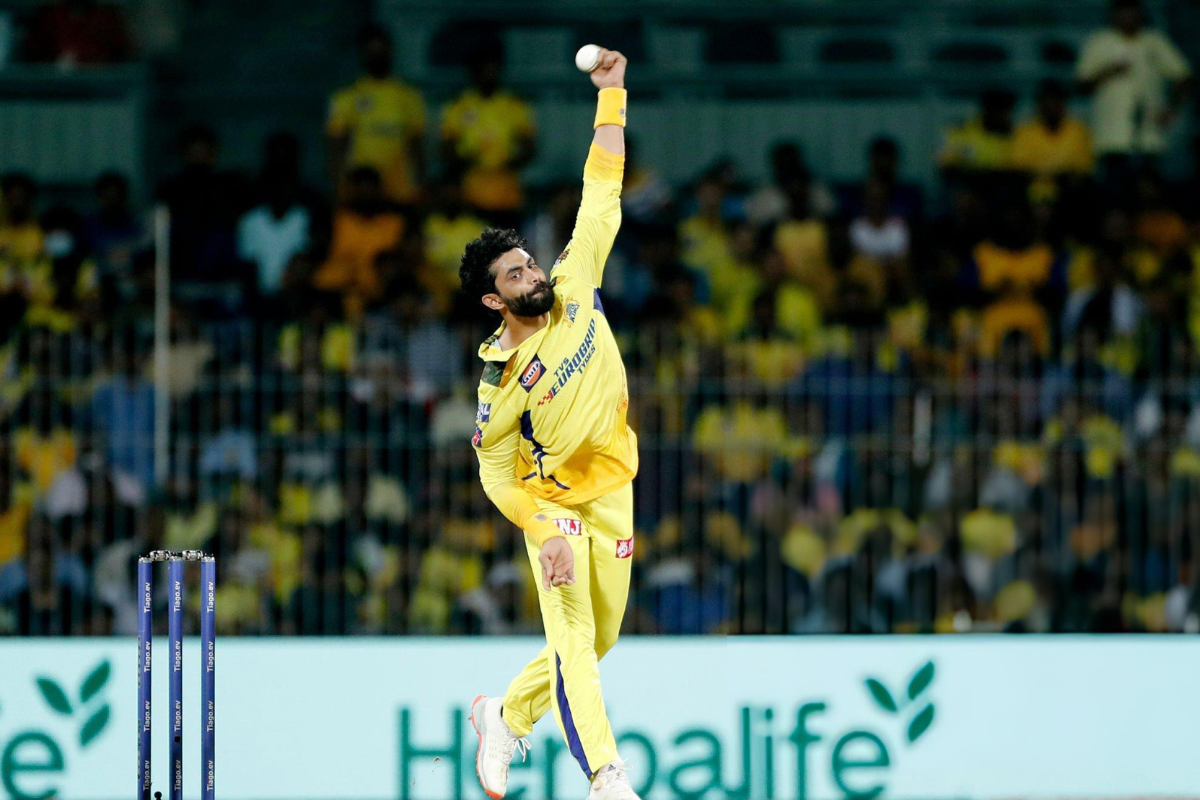 3 Players CSK Can Target To Replace Ravindra Jadeja at IPL 2026 Auction.
