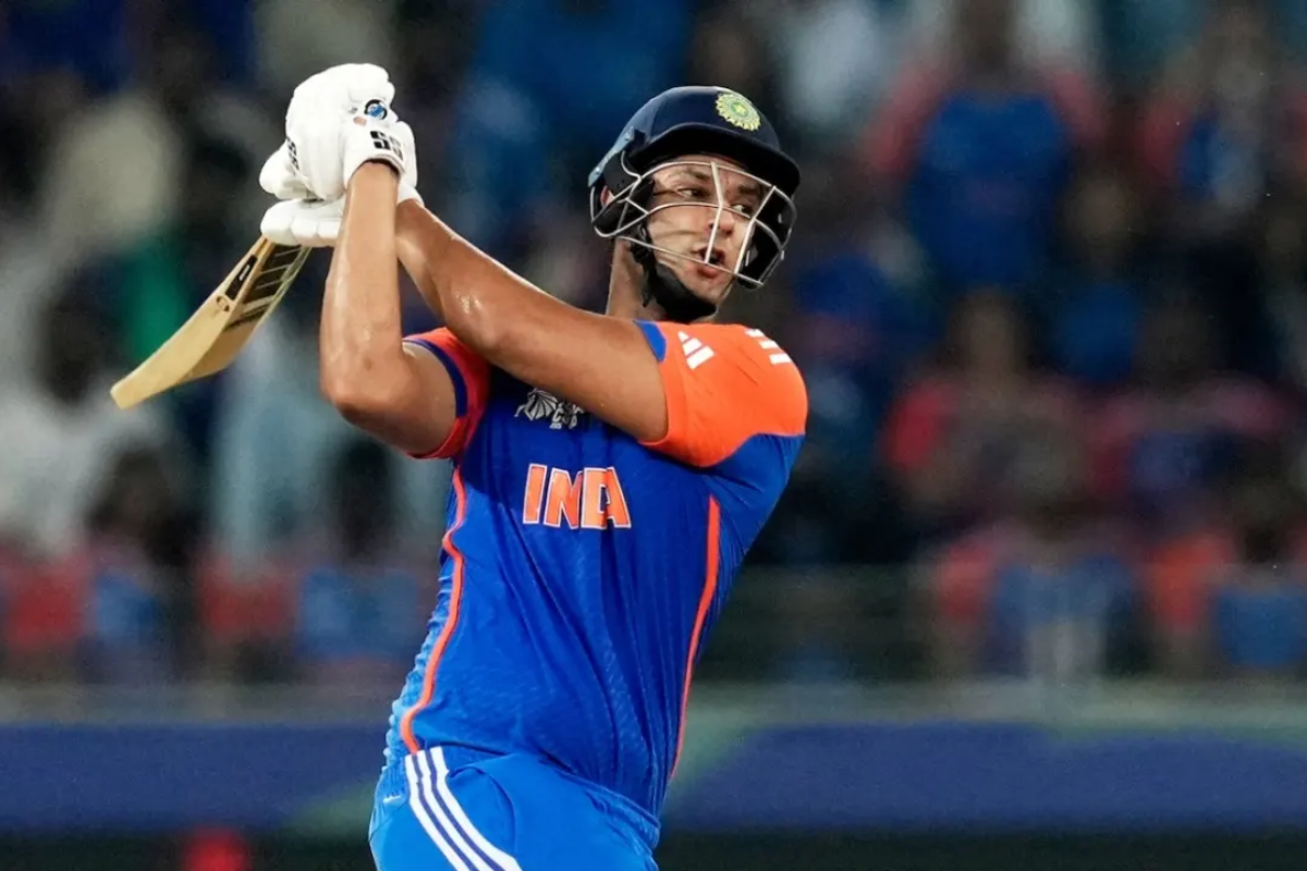 'A completely wrong move...' - Fans Criticize Gautam Gambhir For Sending Shivam Dube At No.3 In AUS vs IND 4th T20I