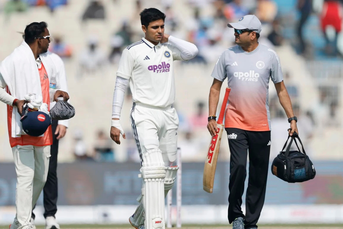 Shubman Gill Injury Scare for India As Captain Walks Off After Neck Spasm During IND vs SA 1st Test