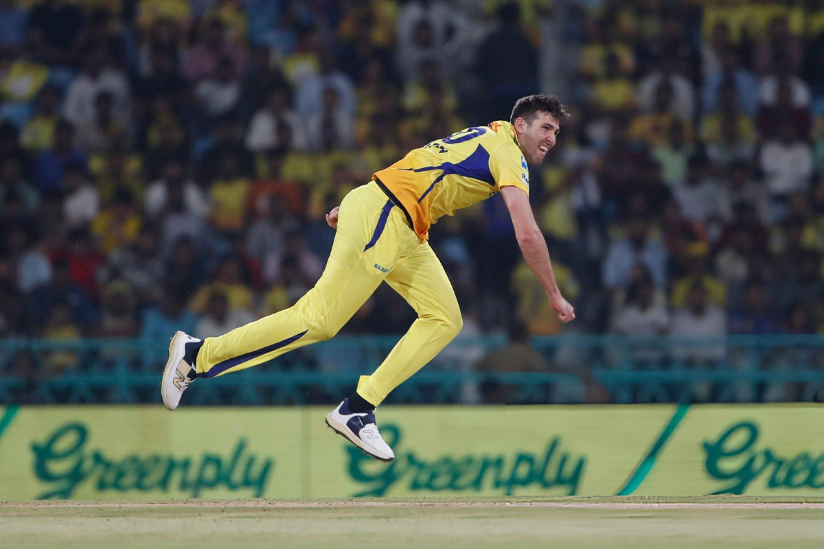 Why CSK Should Retain Jamie Overton Ahead of Sam Curran Ahead of IPL 2026 Auction.